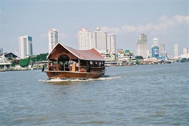 01 Thailand 2002 F1040010 Bangkok Fluss_478